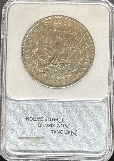1085983_reverse