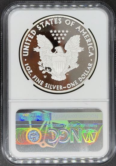 6245396024_reverse